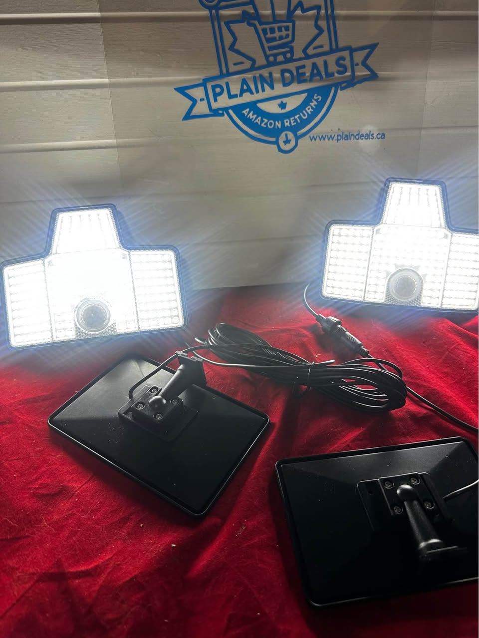Solar Motion Sensor Security Lights, 2000LM, 3 Modes, IP65 Waterproof, Wall Lights, 2 Pack, Kasonic
