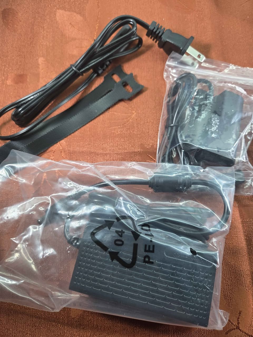 ACK-E6 AC Power Adapter Kit, LP-E6 Dummy Battery for Canon EOS R5, R6, 90D, 80D, 7D, Kimaru