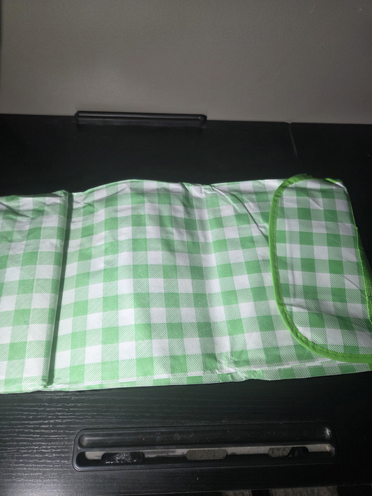 Picnic Blanket 78"x118" Waterproof Sandproof Foldable Portable Carry Strap Green