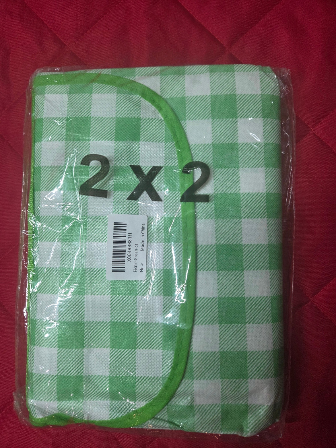 Picnic Blanket 78"x118" Waterproof Sandproof Foldable Portable Carry Strap Green
