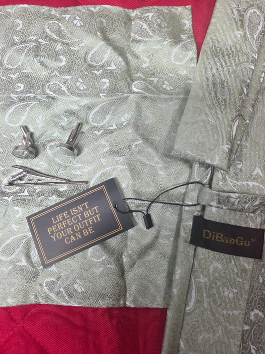 Ties Men's Paisley Silk Set w/ Pocket Square, Cufflinks & Tie Clip DiBanGu
