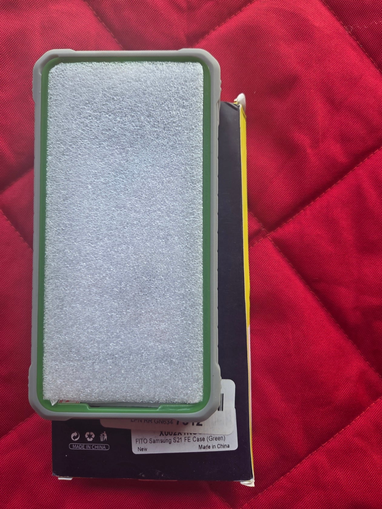 Samsung S21 FE Case, Dual Layer Shockproof, Built-in Kickstand, Screen Protector, Green, FITO