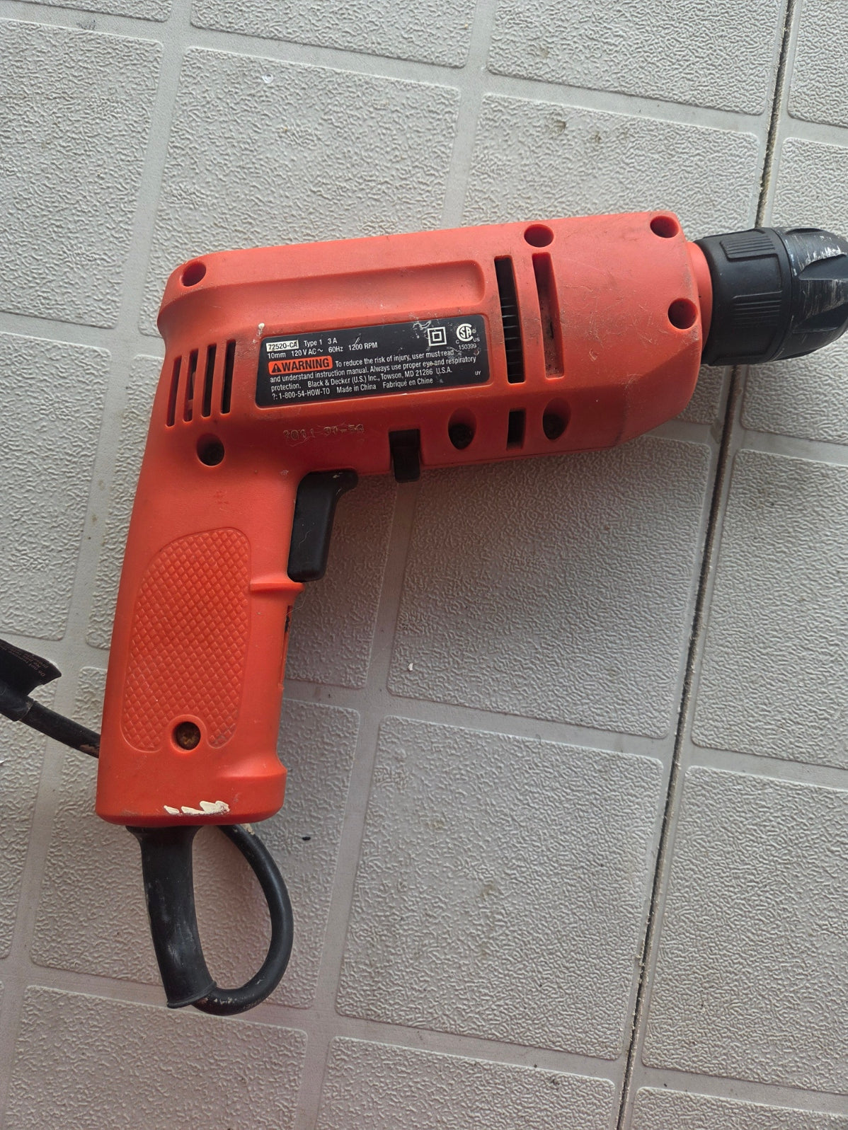 Black & Decker 3/8 Corded Electric Drill 72520-CA 3A Keyless Chuck