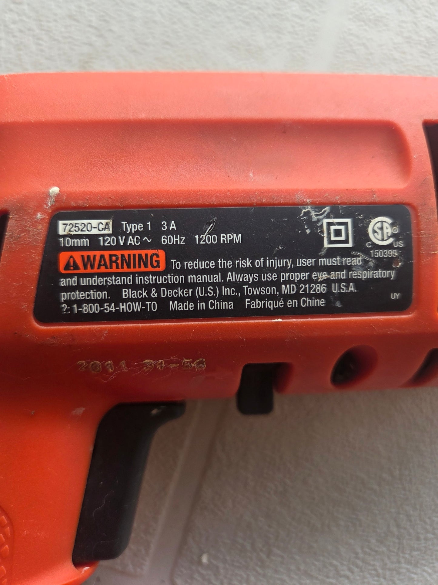 Black & Decker 3/8 Corded Electric Drill 72520-CA 3A Keyless Chuck