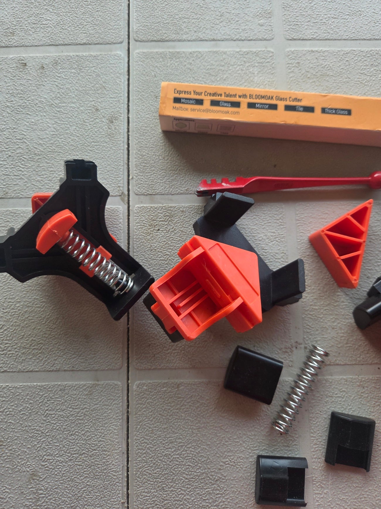 BLOOMOAK Glass Cutter Set & 90 Degree Woodworking Corner Clamps Lot
