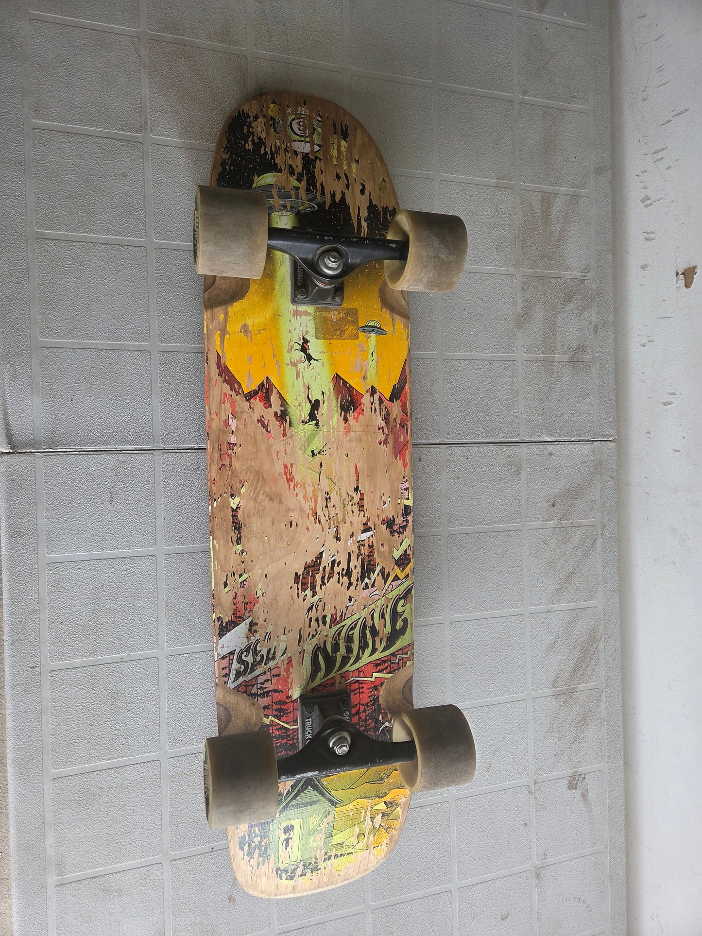 Sector 9 Skateboard Cruiser Gullwing Trucks Hawgs Monster 76mm 80a Wheels