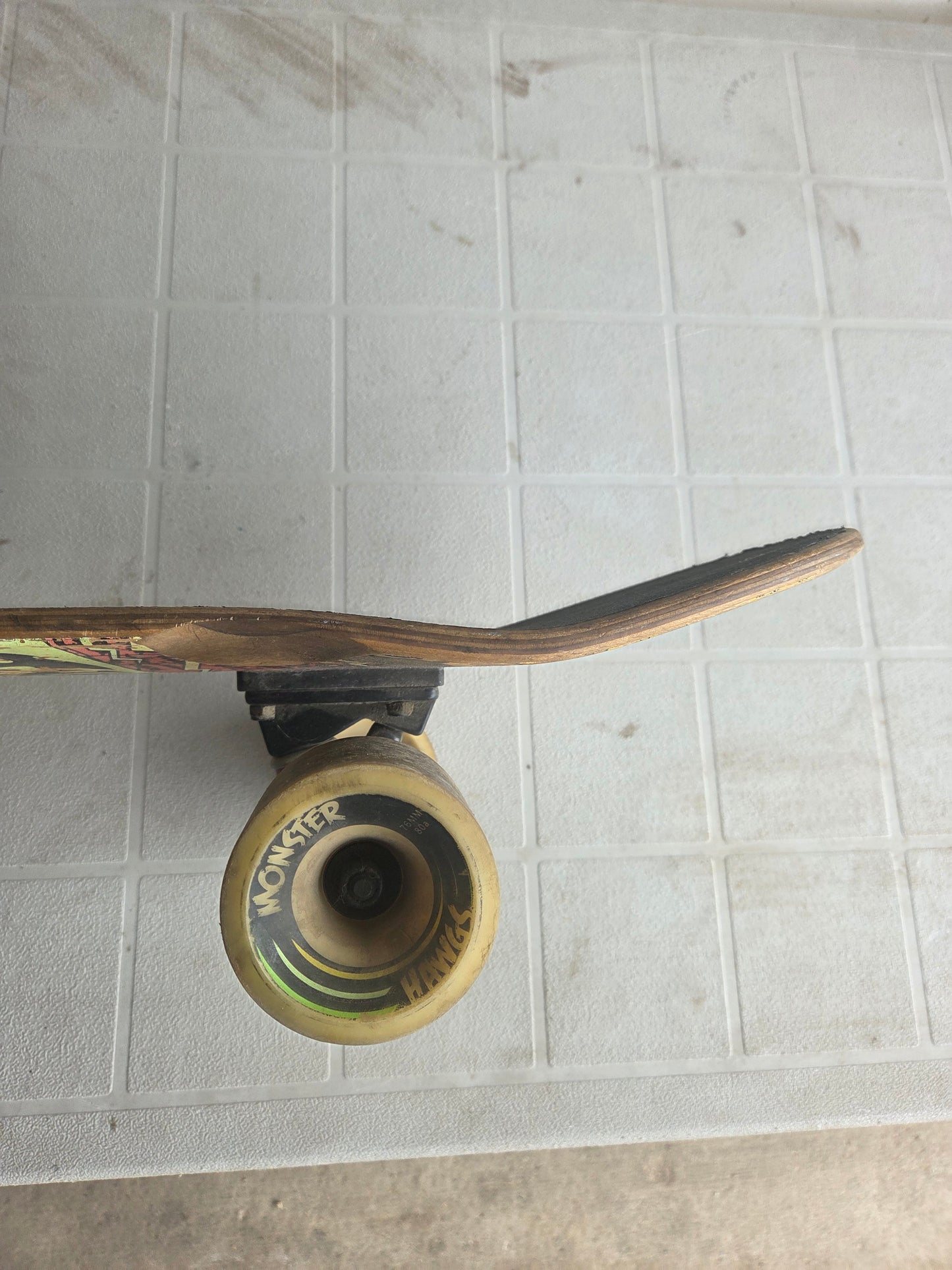 Sector 9 Skateboard Cruiser Gullwing Trucks Hawgs Monster 76mm 80a Wheels