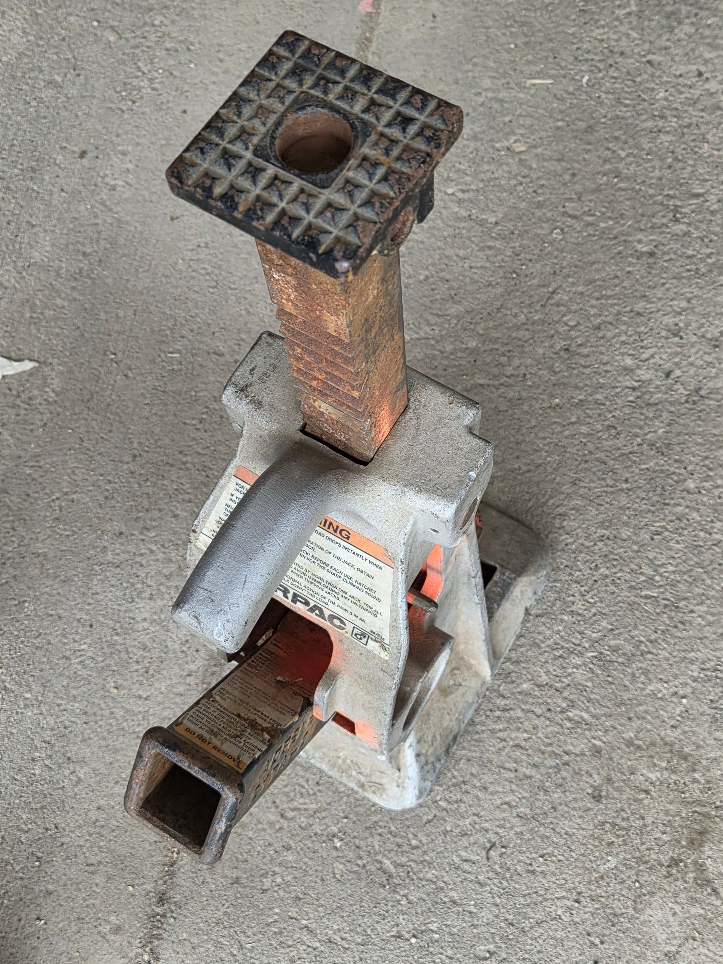Enerpac Industrial Mechanical Ratchet Track Jack Heavy Duty Railroad Jack
