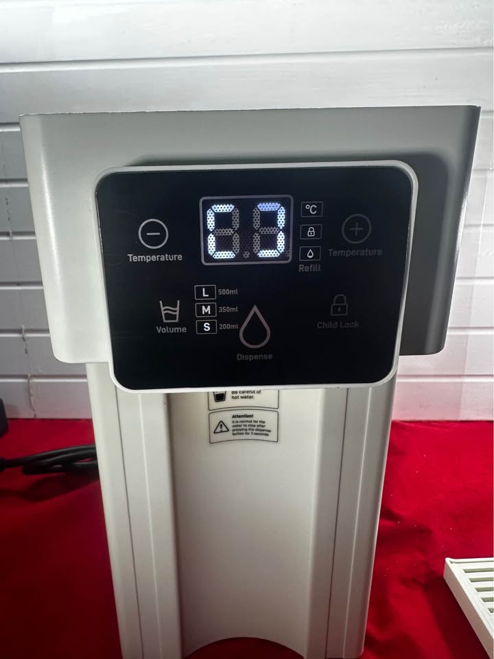 New 3L Hot Water Dispenser, Manual Dispense, Safety Lock, Adjustable Temp, ALW-HT18