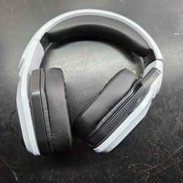 Wireless Headset, 40+Hr Battery, OW810, Ozeino, Only Bluetooth - does not have USB