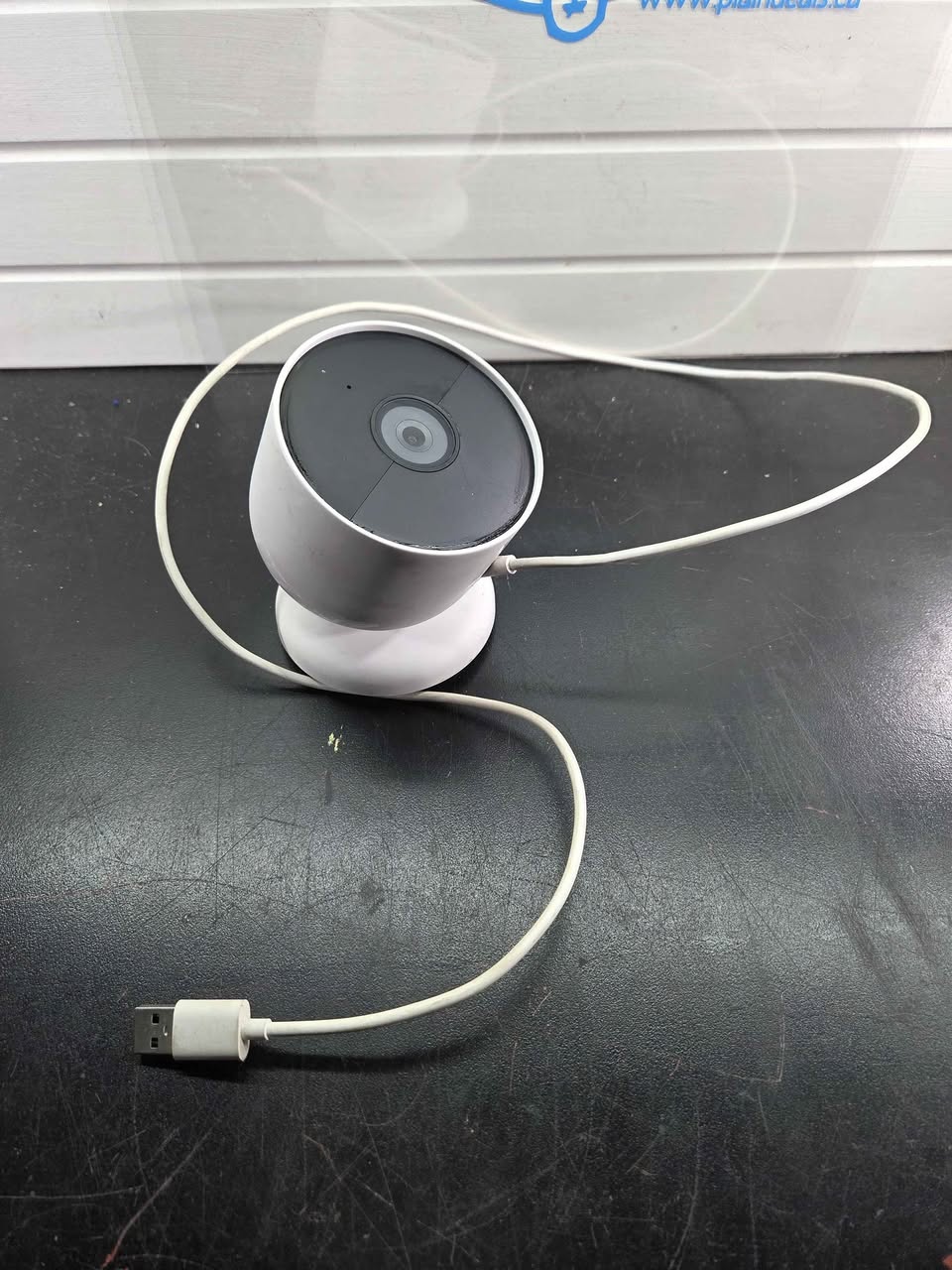 Used Google Nest Camera Outdoor or Indoor (Battery & Wired), 2nd Generation, G3AL9