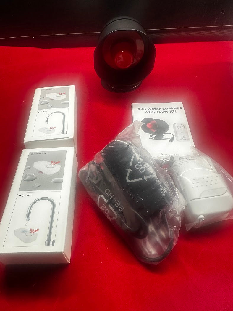 New Water Leakage Alarm Kit, 2 sensors, siren, 2 remotes 115 db